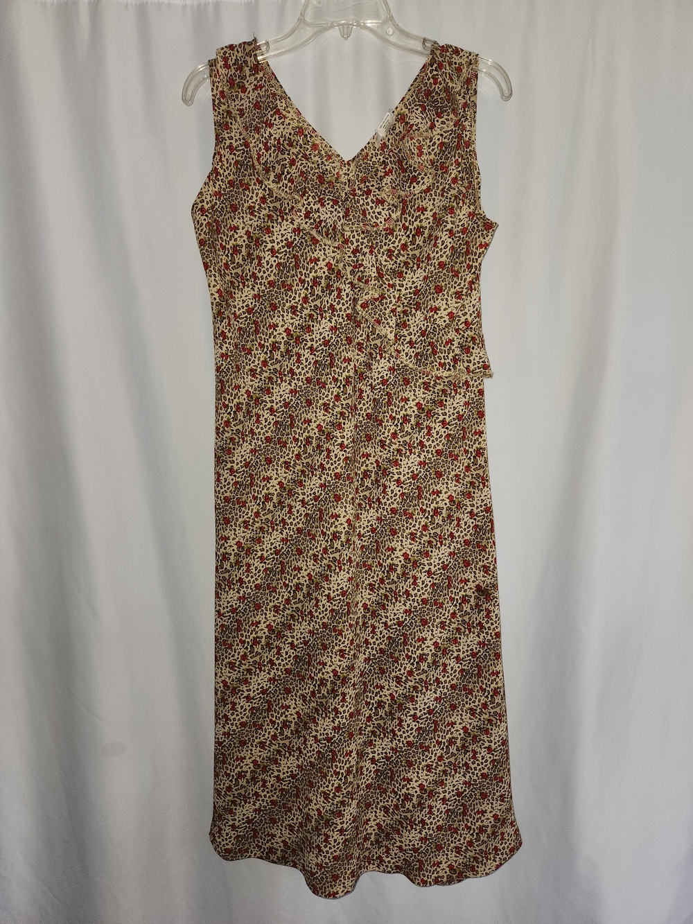 Sleeveless Midi Dress in Red and Cream #bohemian #romantic #flattering #vintage